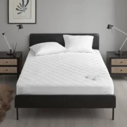 SEVOBAL Mattresses Protector Waterproof Breathable Durable Protection For Bedroom Use, Cream White, 60"*80"*12"